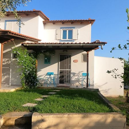 Spiti Ostria Villa Aigio Eksteriør billede